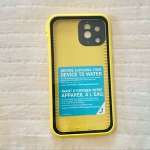 LIFEPROOF | iPhone 12 Fre Case